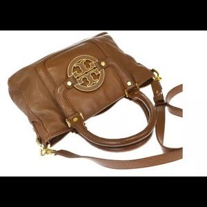Tory Burch Amanda Leather bag small-M big logo.